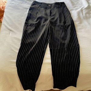 Pin striped dress pants - pockets - never worn
